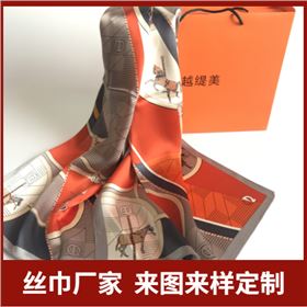 絲巾有些什么款式、絲巾、真絲絲巾、