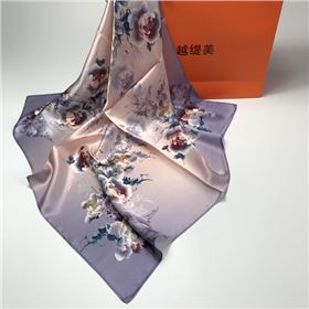真絲圍巾防曬嗎——真絲圍巾、真絲絲巾、圍巾定制