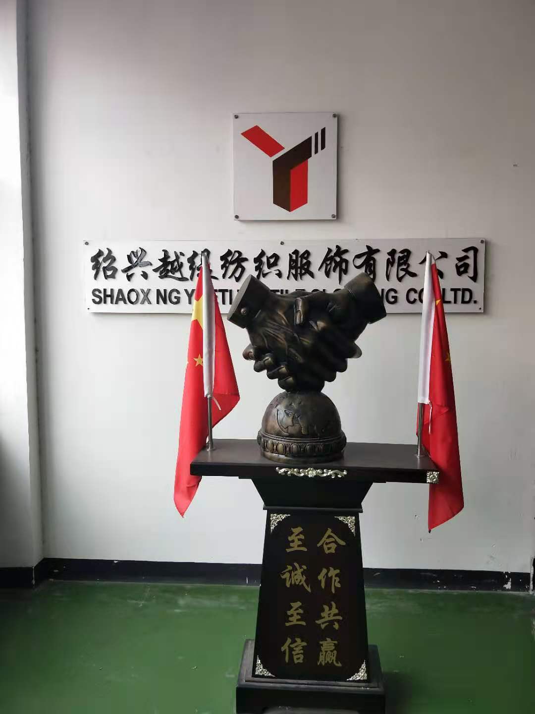 義烏附近哪工廠做圍巾——真絲圍巾、真絲絲巾。圍巾定制